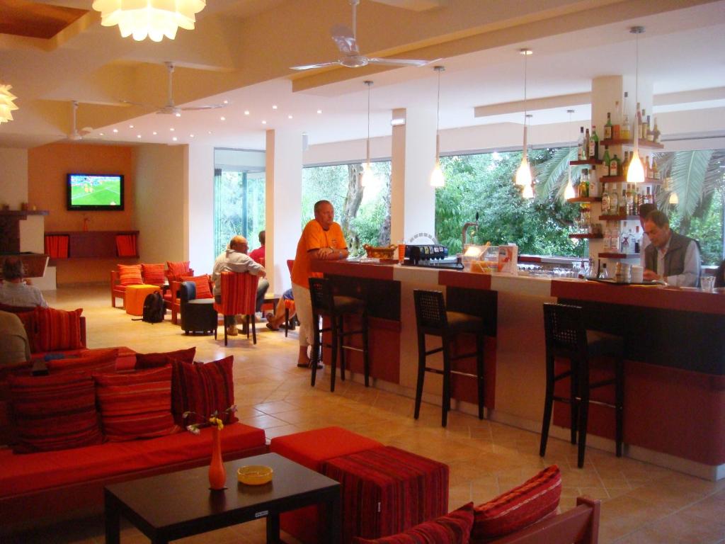 Hosté ubytování Ipsos Beach Hotel