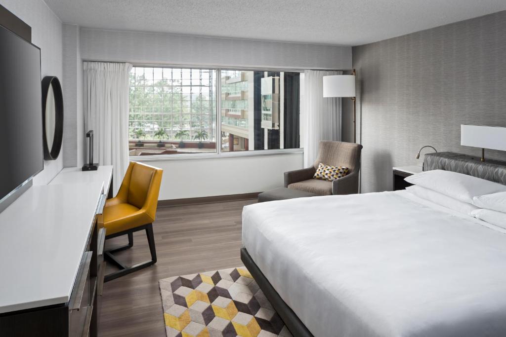 Hyatt Regency - Greenville - King Room Met Toegankelijke Douche - Toegang Tot Gehandicapten