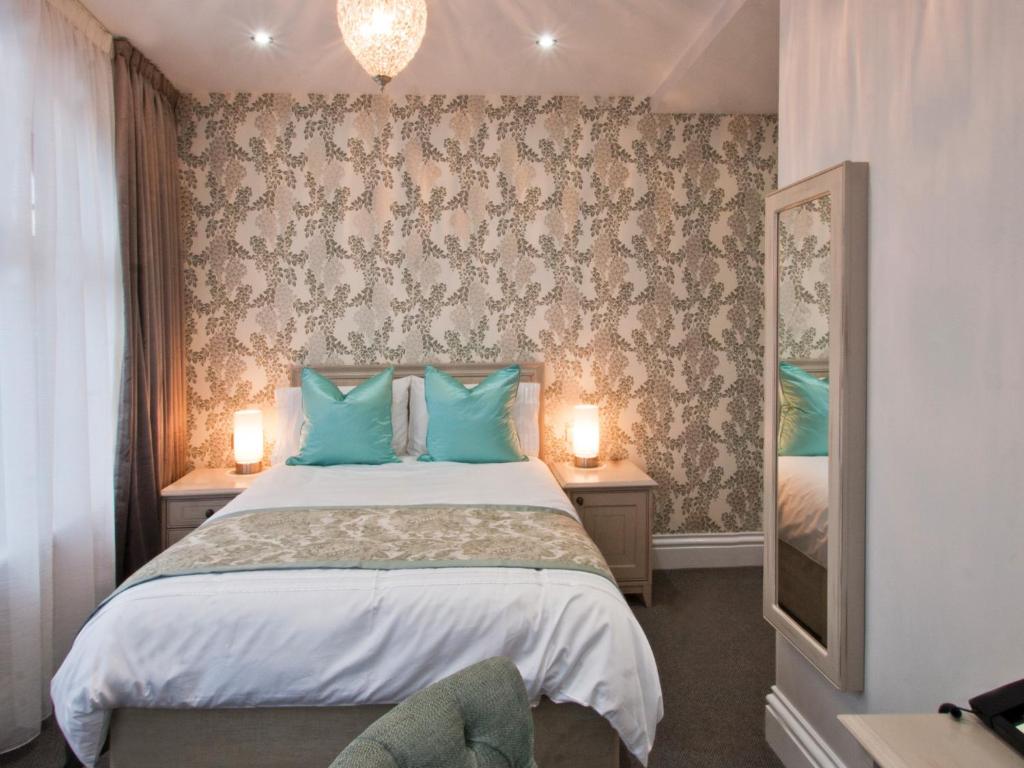 W12 Rooms - Resim 43