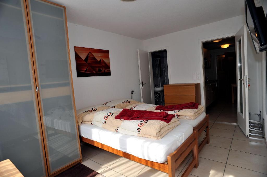 Postel nebo postele na pokoji v ubytování Niros Bed & Breakfast