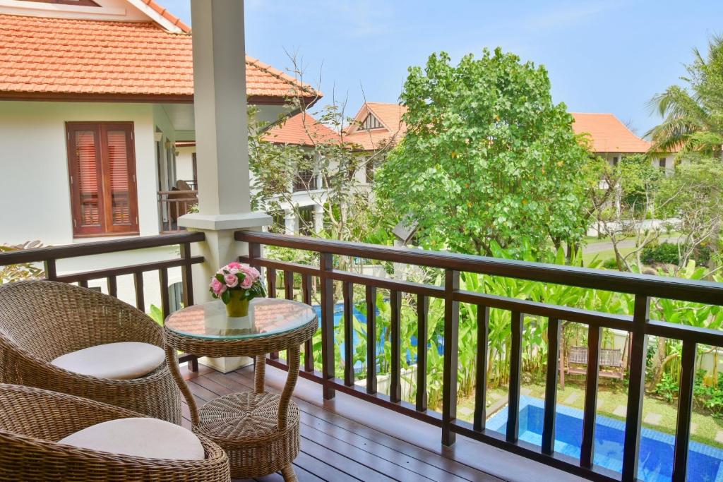 Biệt Thự Lớn 2 Phòng Ngủ Có Hồ Bơi Và bữa sáng