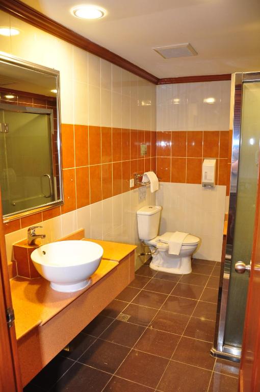 Koupelna v ubytování Hotel Sandakan
