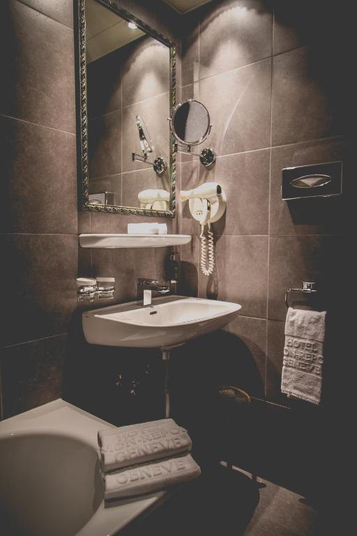 Koupelna v ubytování Hotel Mon Repos