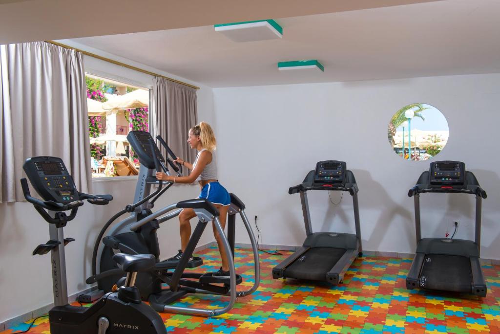 Fitness centrum a/nebo fitness zařízení v ubytování Rethymno Palace