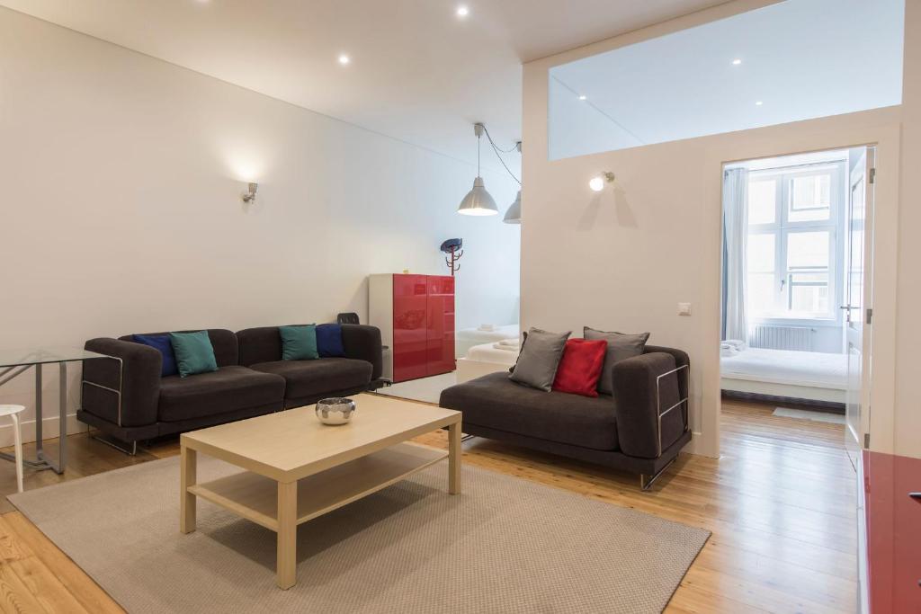 Elegant 2BDR Flat in Historic Baixa by LovelyStay