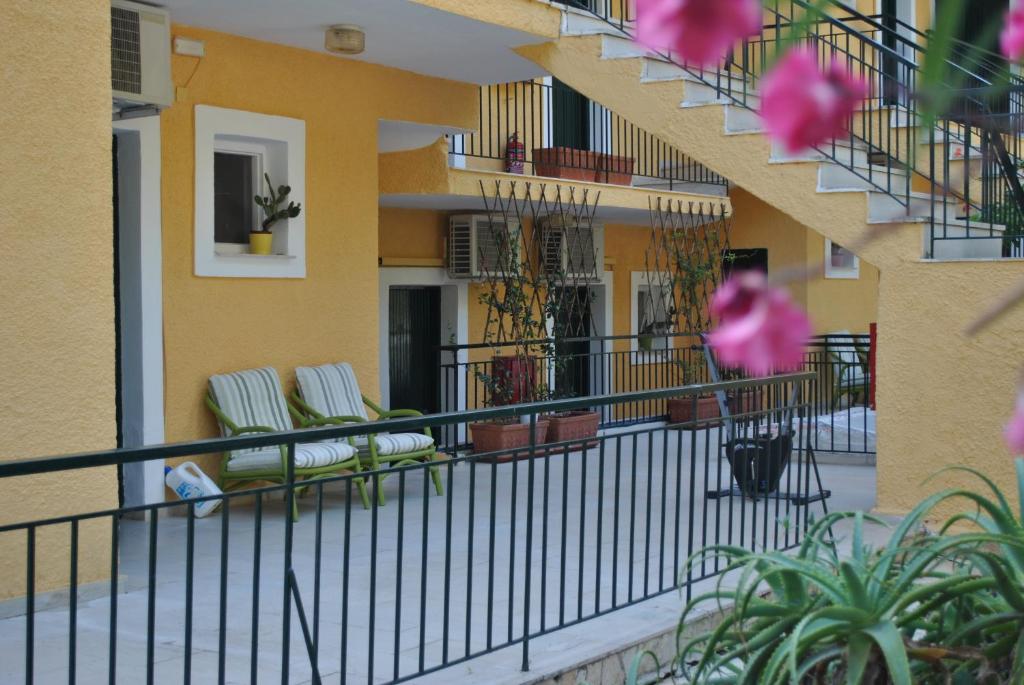 Budova, kde se aparthotel nachází