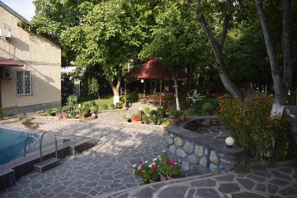 Zahrada ubytování Family Hotel Lago & Wine Cellar