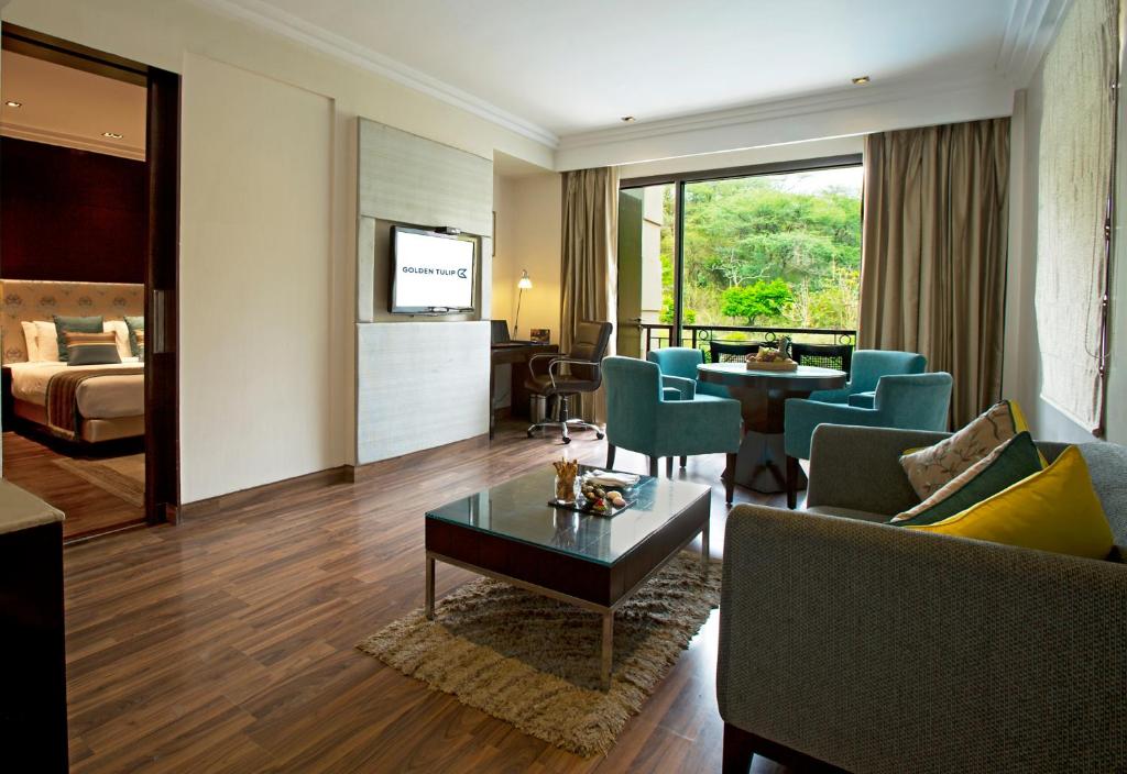 Posezení v ubytování Golden Tulip Chandigarh, Panchkula