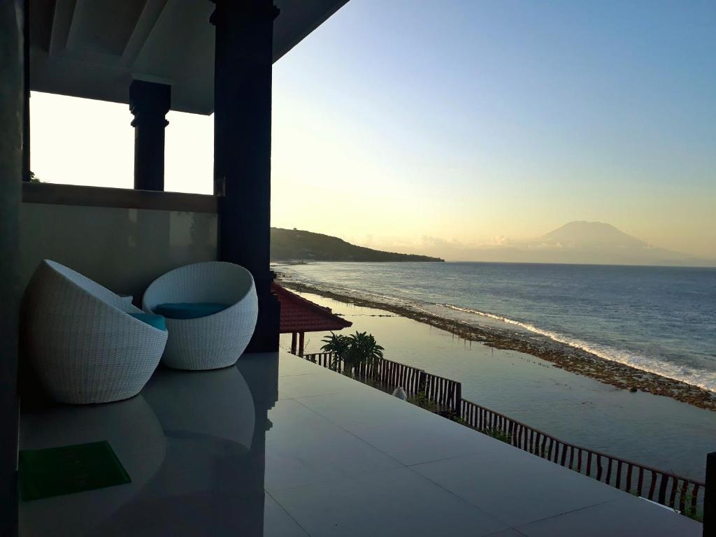 Ogix Cliff Paradise - 1