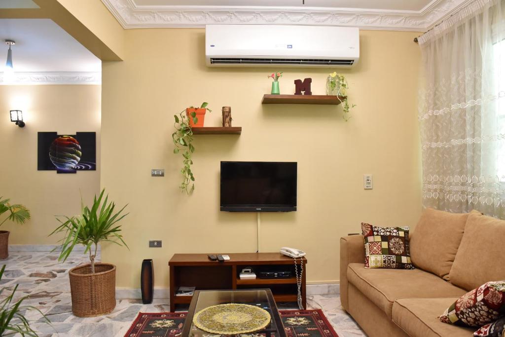 Two-Bedroom Apartment at Mohamed Farid Street - Appartement De Deux Chambres - Unité 9