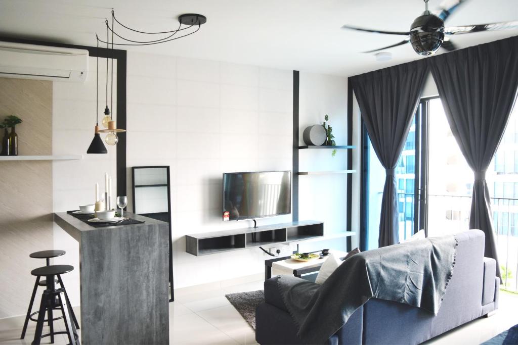 Yamada Residence, Trefoil - Apartamento Con Vista A La Piscina