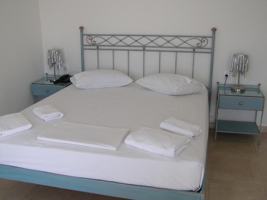 Apollon Village Hotel