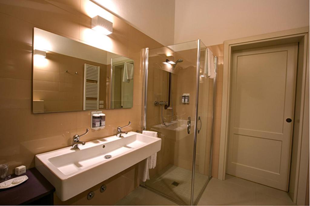 Corte San Ruffillo Country Resort - Chambre Double De Luxe Avec Lit D'Appoint