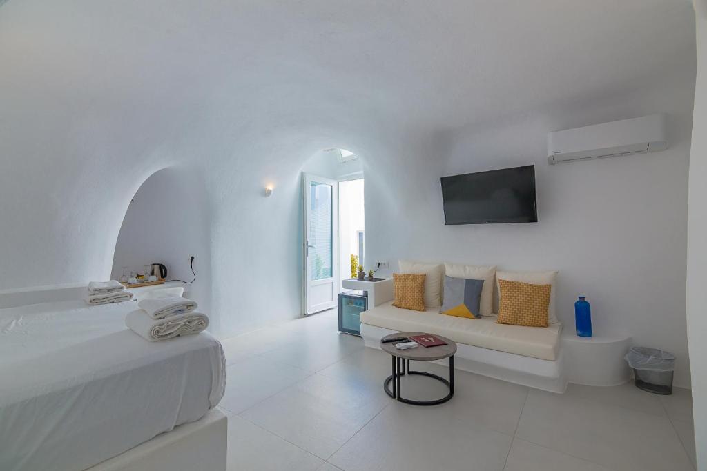 Boutique 88 Fira - 12