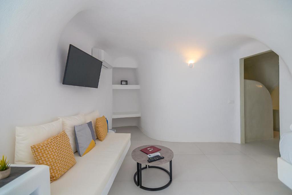 Boutique 88 Fira - 13