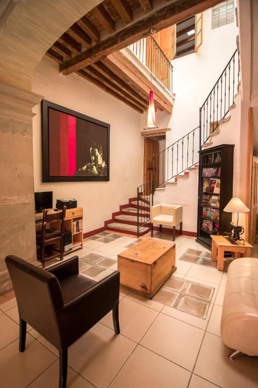 Posezení v ubytování Hotel Meson Cuevano