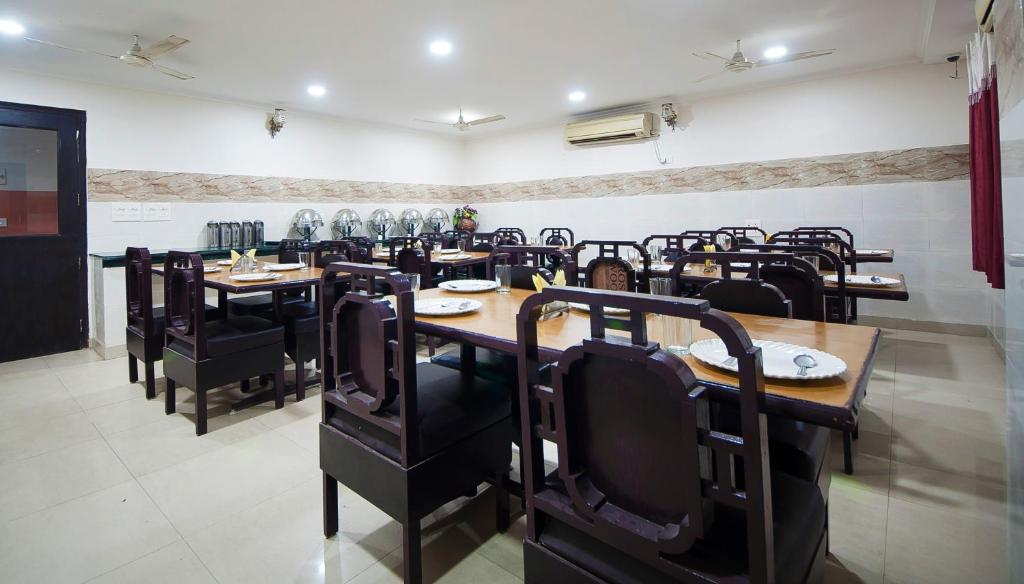 Posezení v ubytování HOTEL DAKHA INTERNATIONAL - Karol Bagh, New Delhi