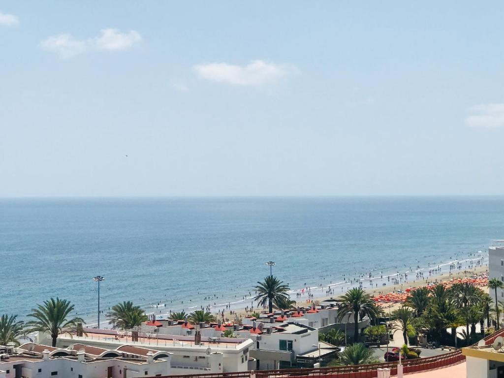 Beach and Yumbo Apartment, Playa del Ingles, Spain - Booking.com