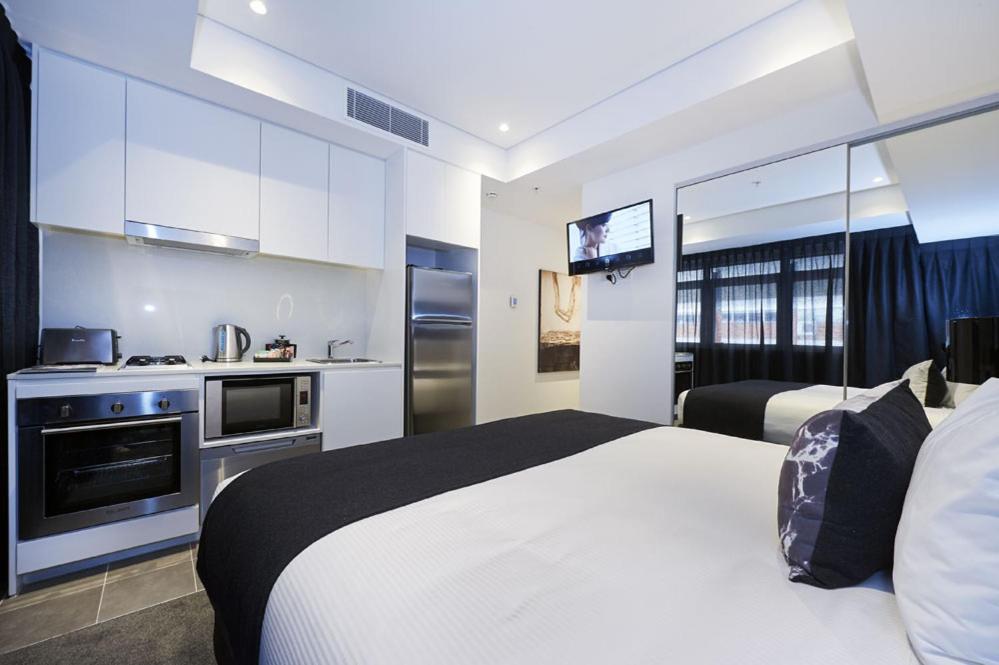 Silkari Suites at Chatswood - Resim 4