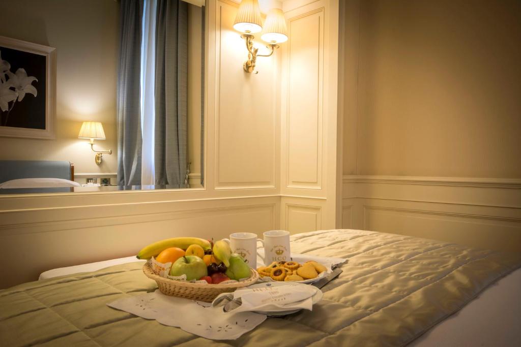 Hotel Corona d'Oro 1890 - Resim 35