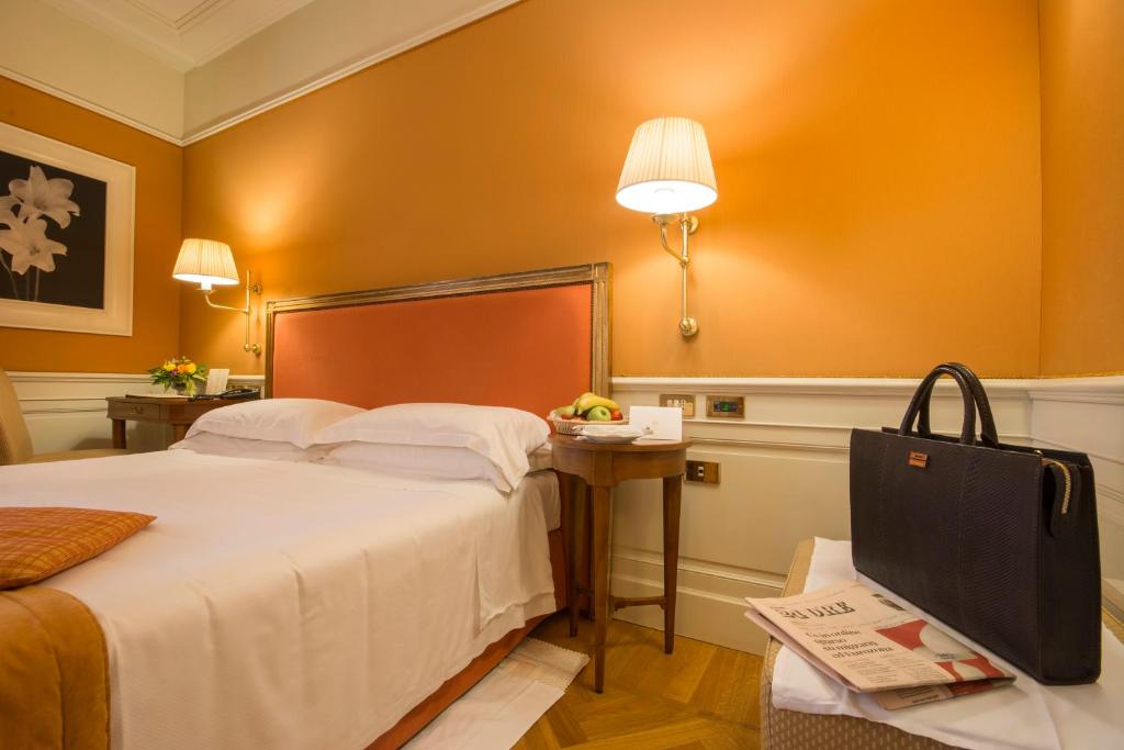 Hotel Corona d'Oro 1890 - Resim 34