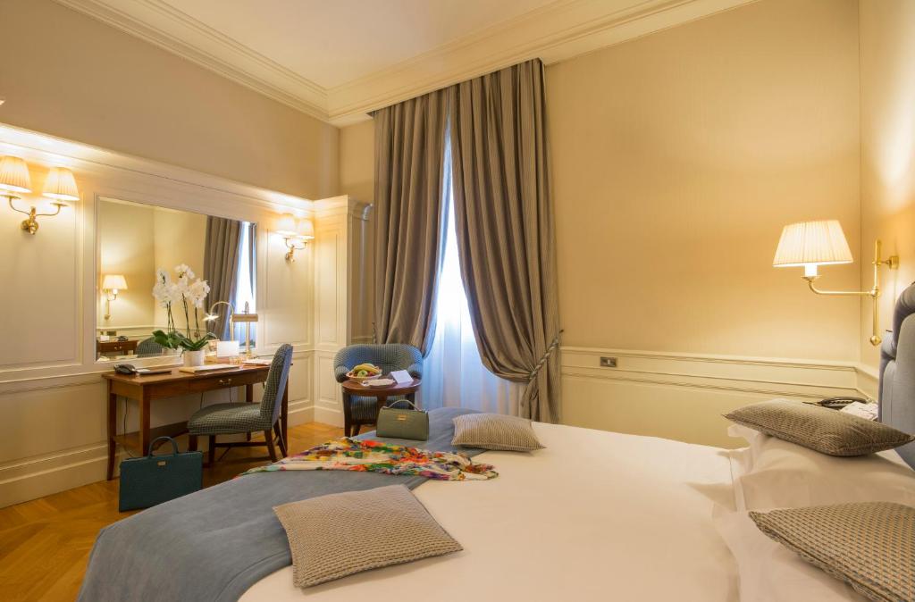 Hotel Corona d'Oro 1890 - Resim 33