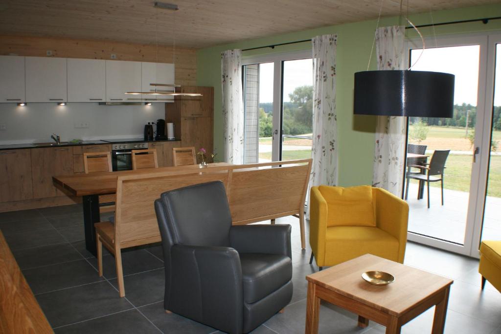 Ferienhof Waldblick - Apartment With Garden View
