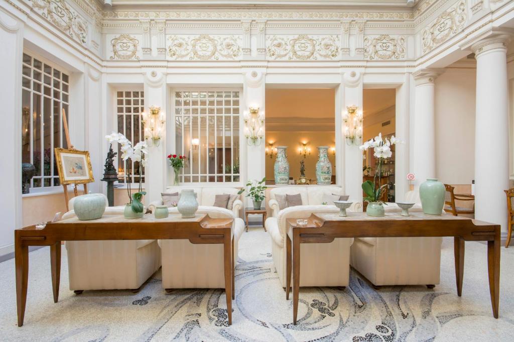 Posezení v ubytování Hotel Corona d'Oro 1890