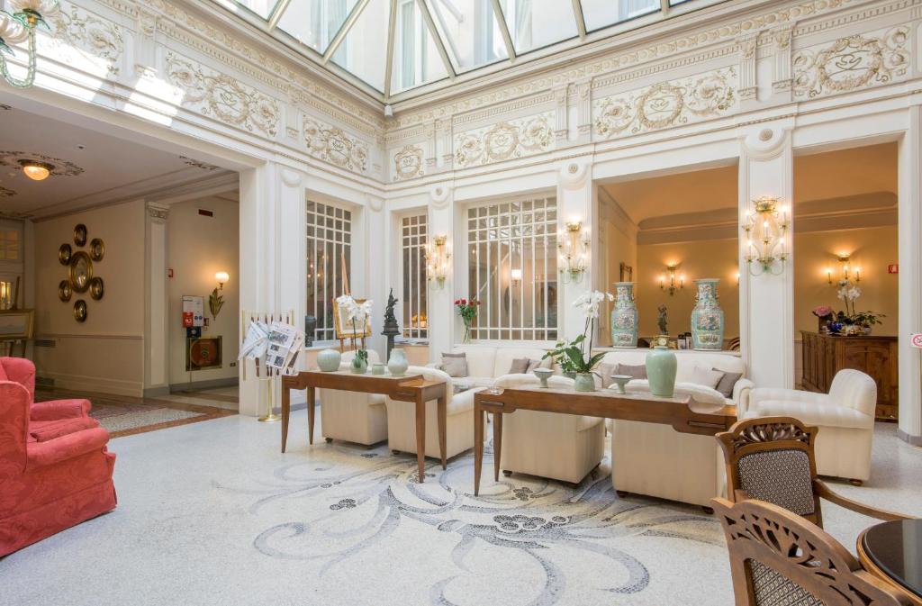 Posezení v ubytování Hotel Corona d'Oro 1890