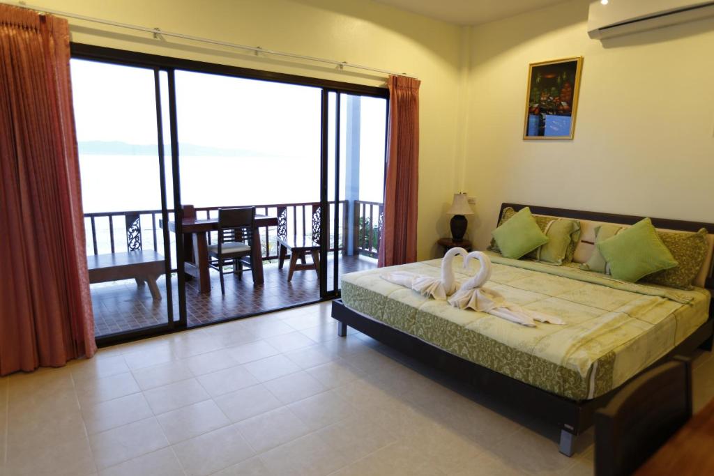 Beachfront Bungalow