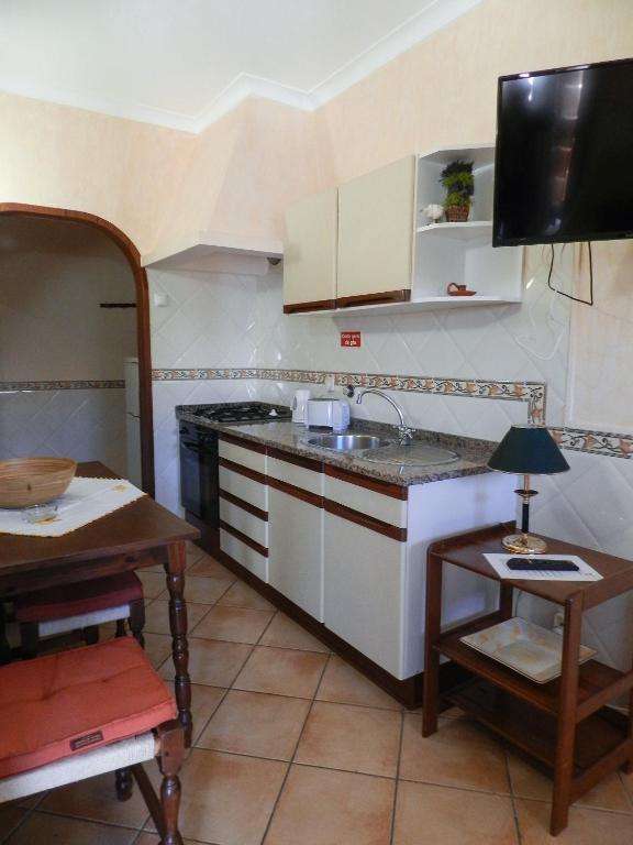 Kuchyň nebo kuchyňský kout v ubytování Residencia Julio