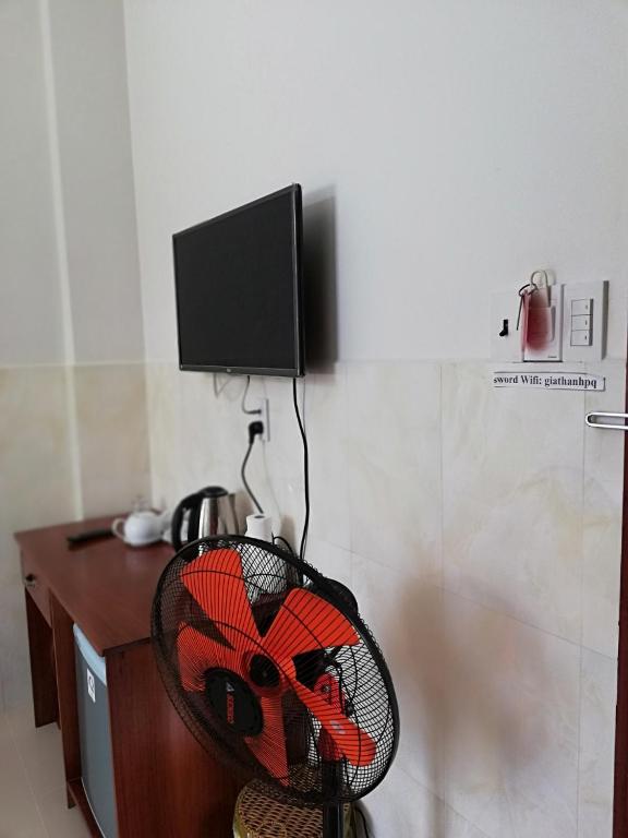 TV a/nebo společenská místnost v ubytování Gia Thanh Phu Quoc Guest House