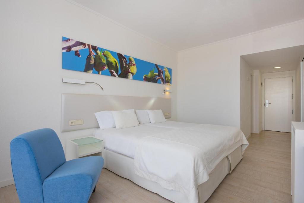 Iberostar Waves Bouganville Playa - Basic Double Room