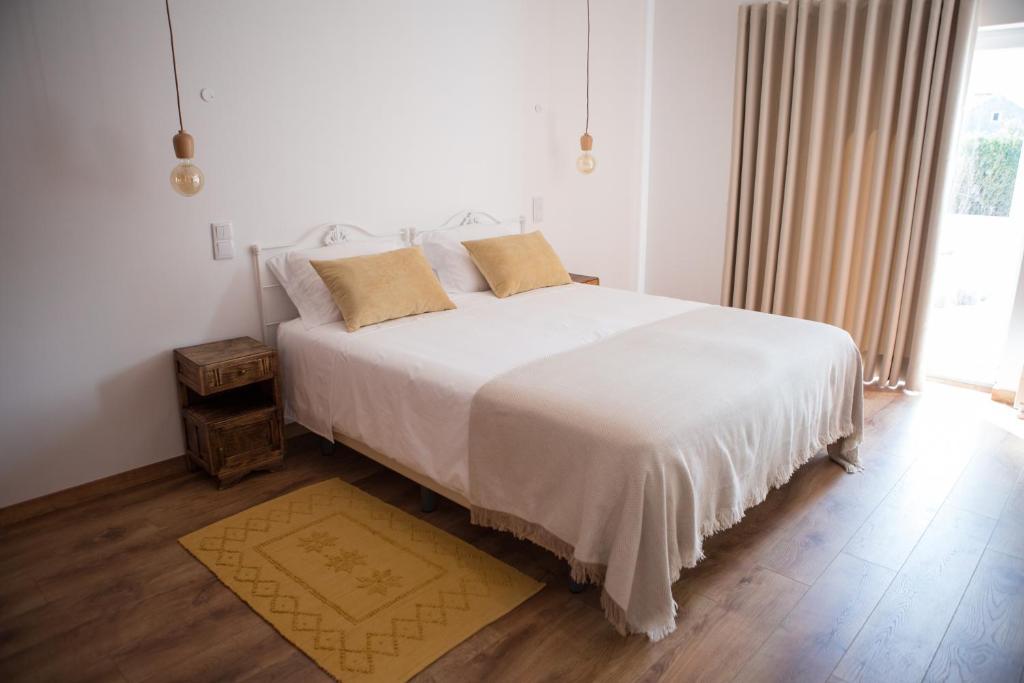 Casa dos Junqueiros - Countryside Guest House - Double Room Deluxe (2 Adultos + 1 Criança)