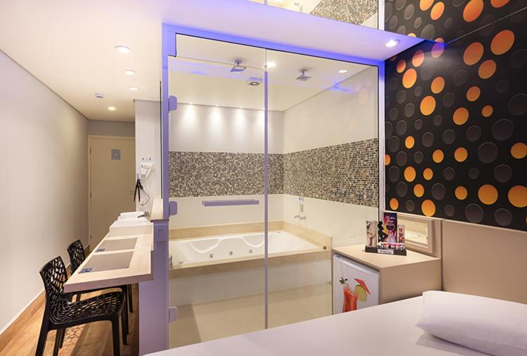  Azure Motel (adults only)