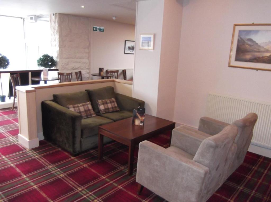 Posezení v ubytování Arrochar Hotel 'A Bespoke Hotel'
