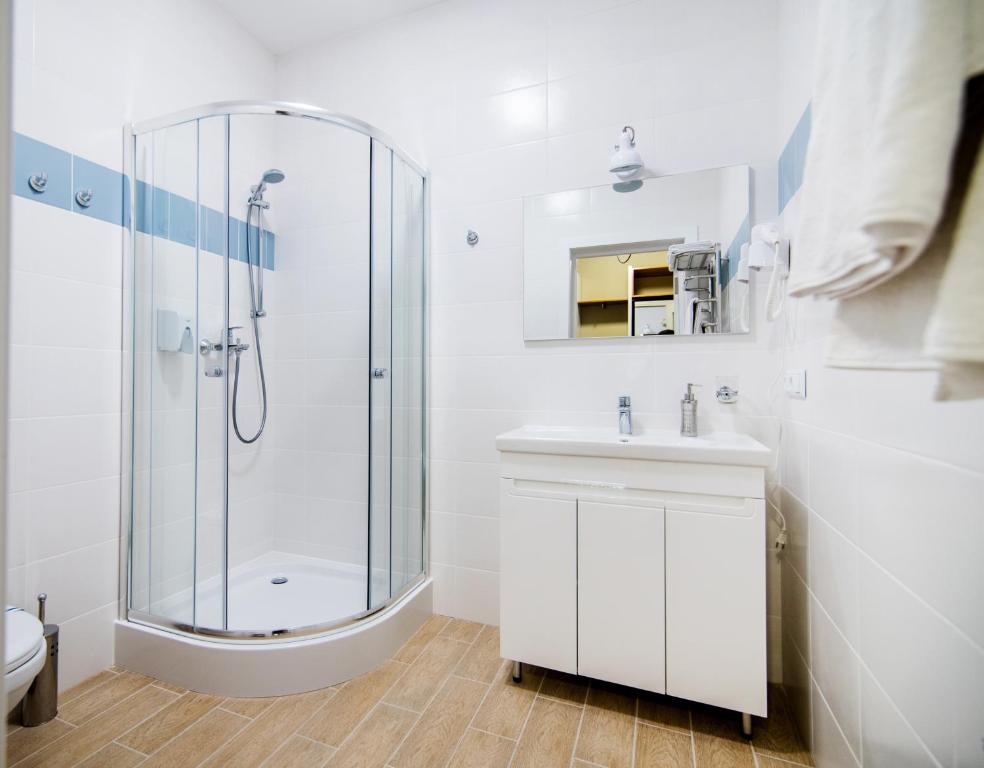 Gosudar Hotel - Deluxe Room