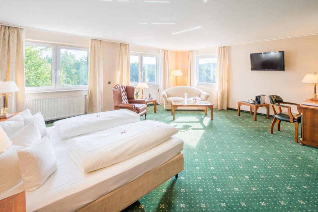 TV a/nebo společenská místnost v ubytování Best Western Hotel Am Papenberg