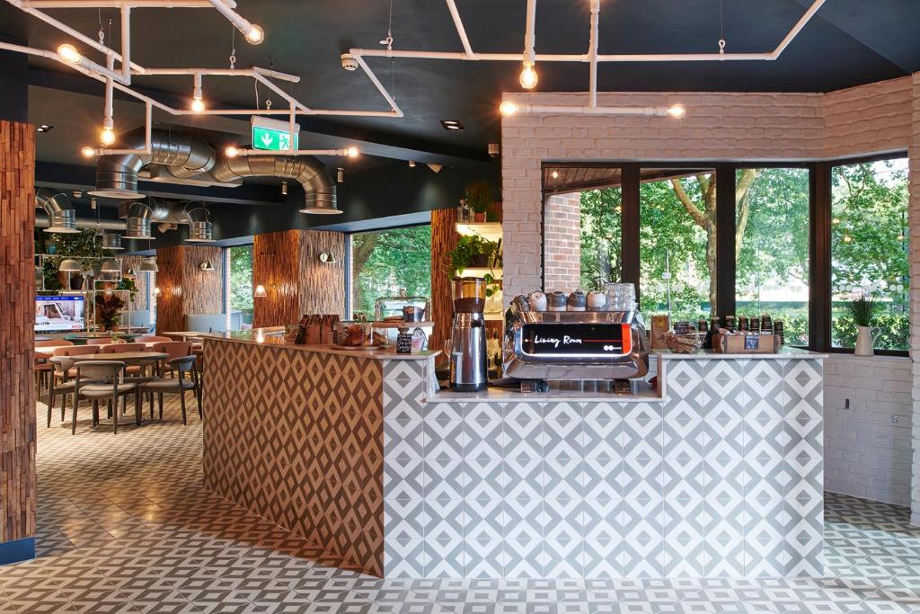 room2 Southampton Hometel - Resim 38