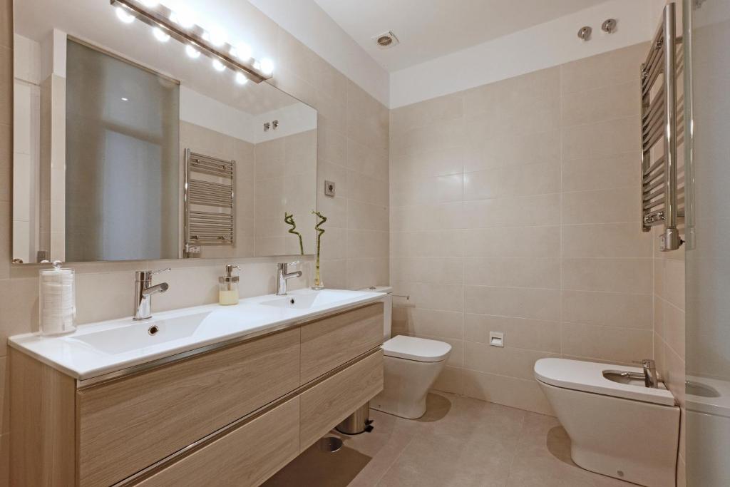 Koupelna v ubytování Madrid Centric Suites