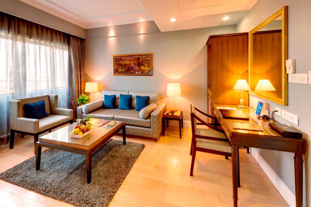 Posezení v ubytování Kenilworth Hotel, Kolkata