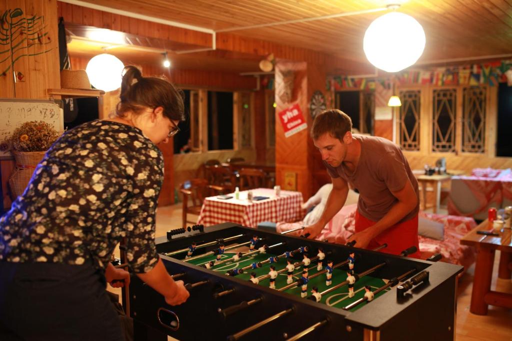 Dragon's Den Hostel