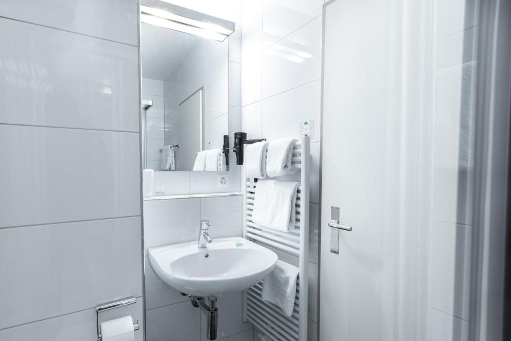 Koupelna v ubytování Hotel Birsighof Basel City Center