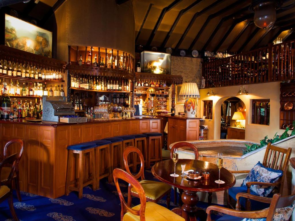 Lounge nebo bar v ubytování Champany Inn