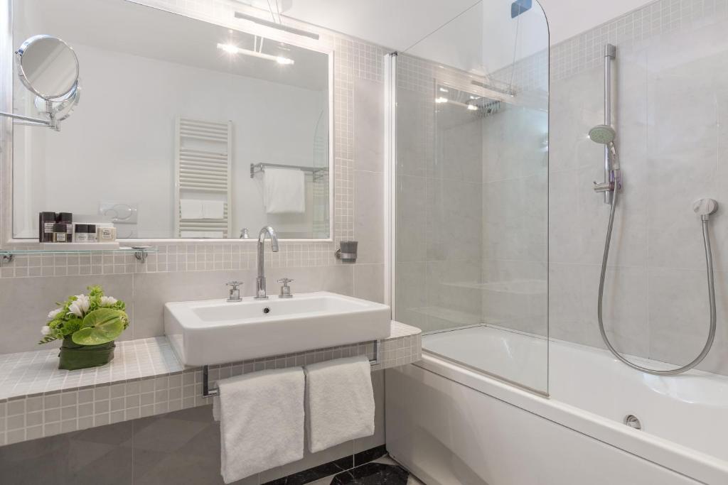Koupelna v ubytování Hotel Fenix