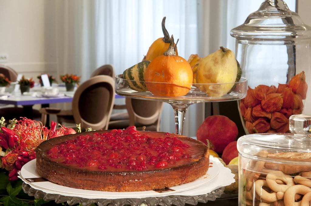 Hotel Fenix - Resim 22