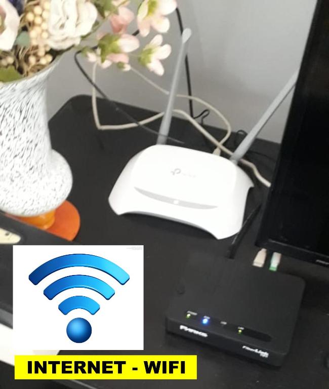  Casa Terrea com Piscina e Internet - Ar Opcional