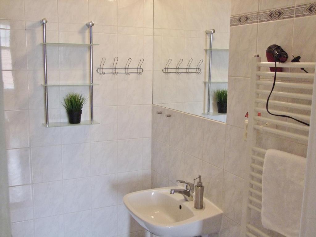 Old Town Square Apartments - Resim 39