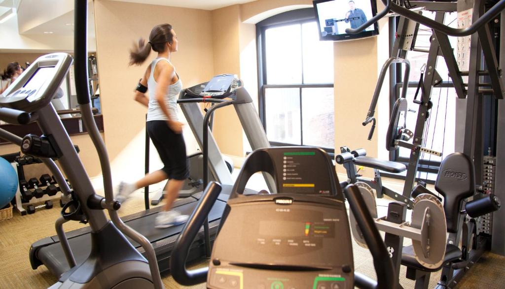Fitness centrum a/nebo fitness zařízení v ubytování The Magnolia Hotel & Spa