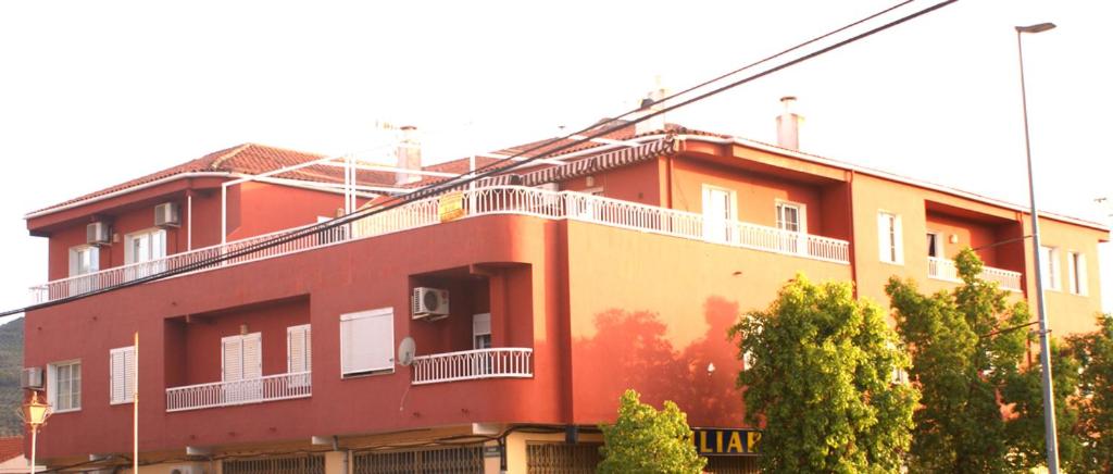 Budova, kde se apartmán nachází